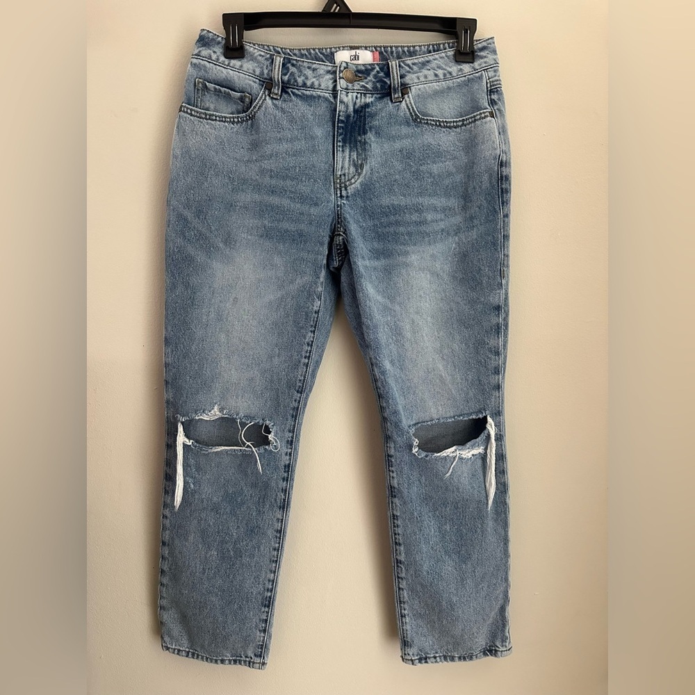 CAbi Jeans Womens 6 Blue Straight 100% BF Ripped Mid Rise Relaxed Light Denim